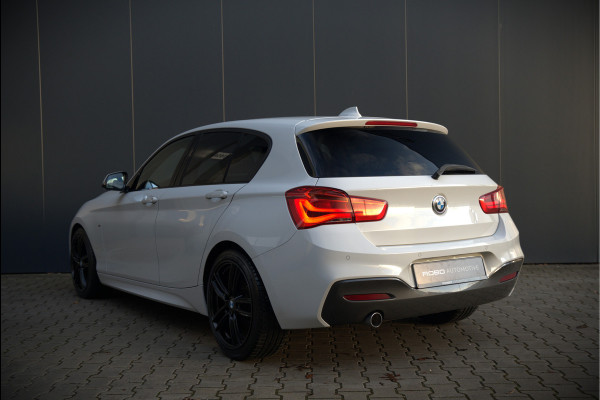 BMW 1-serie 118i Corporate Lease Executive M Sport | Automaat | Stuurverwarming | Stoelverwarming | NAP | Keyless | Cruise Control | PDC | Shadow line | Digital Dash | Navigatie Business | Led |  Dealer Onderhouden |