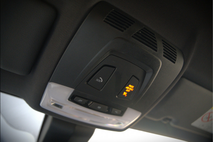 BMW 1-serie 118i Corporate Lease Executive M Sport | Automaat | Stuurverwarming | Stoelverwarming | NAP | Keyless | Cruise Control | PDC | Shadow line | Digital Dash | Navigatie Business | Led |  Dealer Onderhouden |