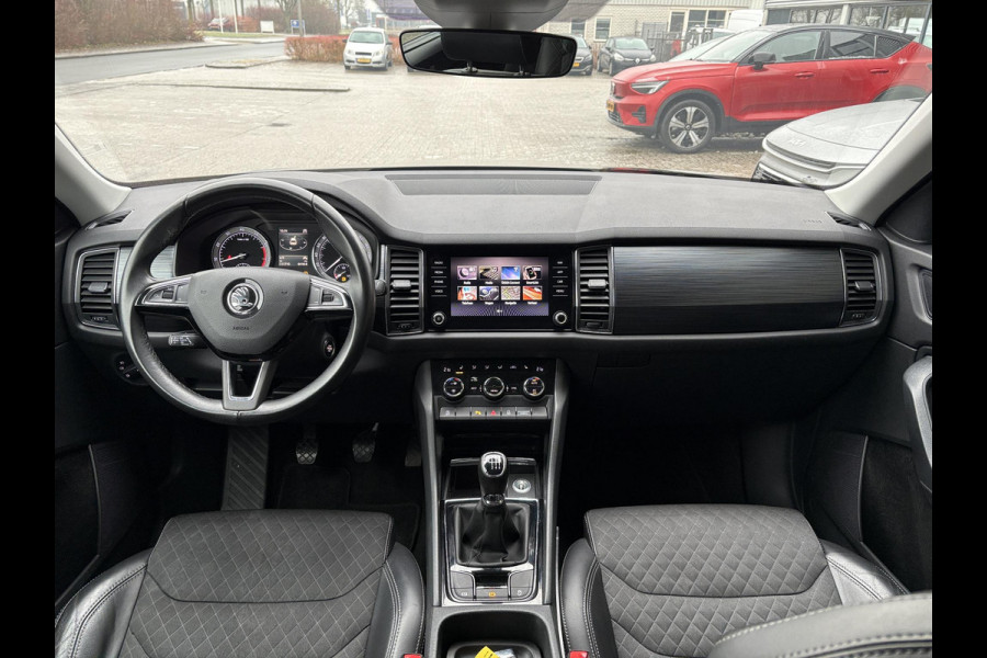 Škoda Kodiaq 1.5 TSI Business Edition 150pk | Trekhaak | Adaptive Cruise | Stoelverwarming | Side Assist | Navigatie |