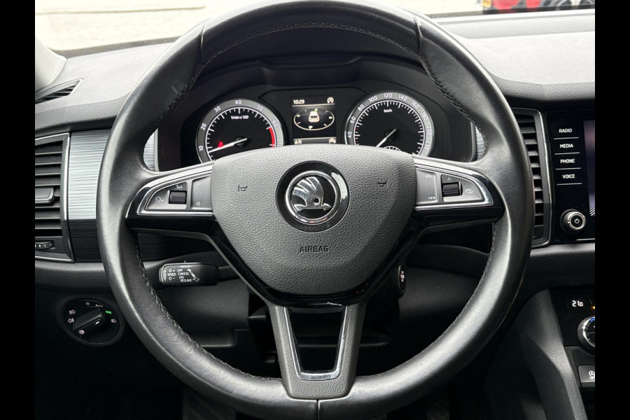 Škoda Kodiaq 1.5 TSI Business Edition 150pk | Trekhaak | Adaptive Cruise | Stoelverwarming | Side Assist | Navigatie |