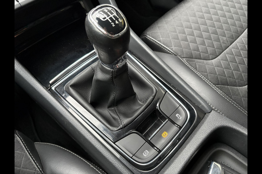 Škoda Kodiaq 1.5 TSI Business Edition 150pk | Trekhaak | Adaptive Cruise | Stoelverwarming | Side Assist | Navigatie |