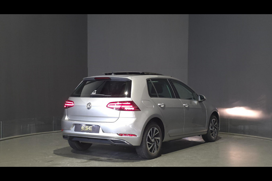 Volkswagen Golf 1.0 TSI Comfortline | Pano | Navi | Climate | Carplay