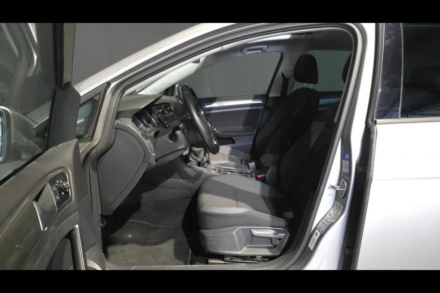 Volkswagen Golf 1.0 TSI Comfortline | Pano | Navi | Climate | Carplay