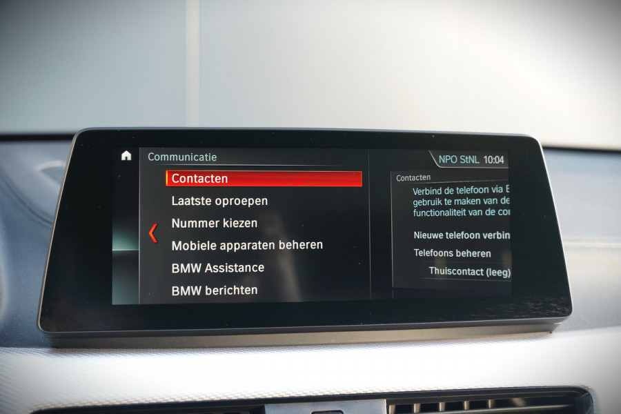 BMW X1 xDrive25e eDrive Edition M Sport | Panoramadak | Leer | Head-Up Display | Camera | Shadowline | Keyless | Cruise Control | Navigatie Prof. | Stoelverwarming | Elek. Achterklep | Ambiance Verlichting