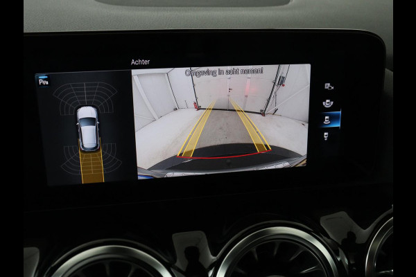 Mercedes-Benz GLA 250e AMG Limited | Panoramadak | Trekhaak | Adaptive cruise | Stoelverwarming | Memory | Matrix LED | Leder/Alcantara | Navigatie | Camera | Sfeerverlichting | PHEV | Plug In
