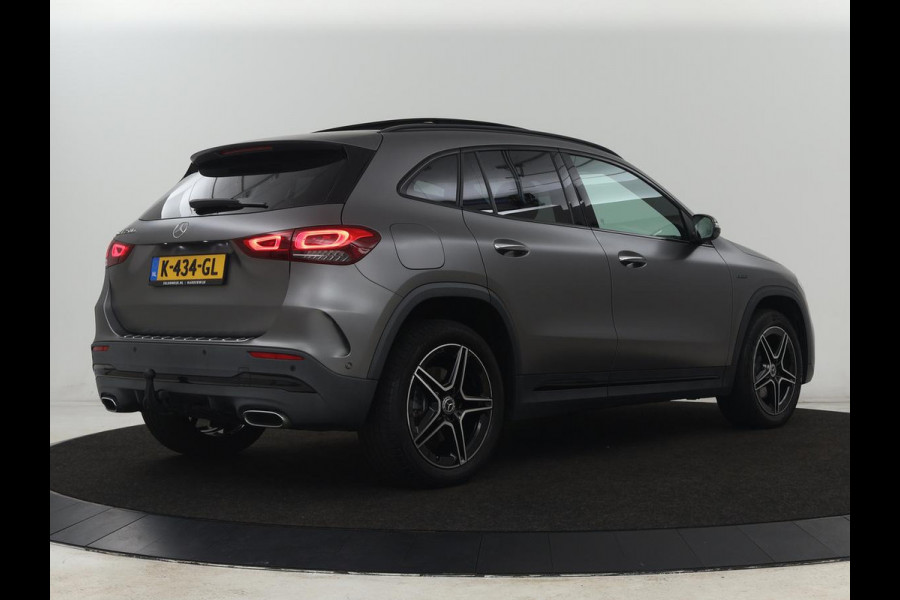 Mercedes-Benz GLA 250e AMG Limited | Panoramadak | Trekhaak | Adaptive cruise | Stoelverwarming | Memory | Matrix LED | Leder/Alcantara | Navigatie | Camera | Sfeerverlichting | PHEV | Plug In