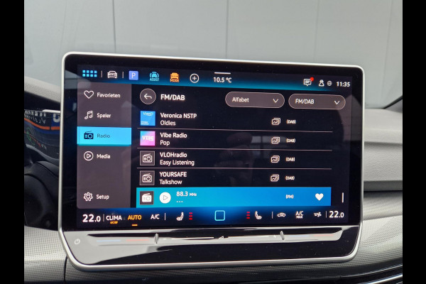 Volkswagen Golf 1.5 eHybrid 50 Edition /Panoramadak /IQ drive /IQ Light