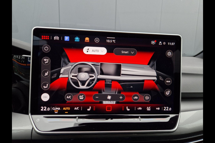 Volkswagen Golf 1.5 eHybrid 50 Edition /Panoramadak /IQ drive /IQ Light