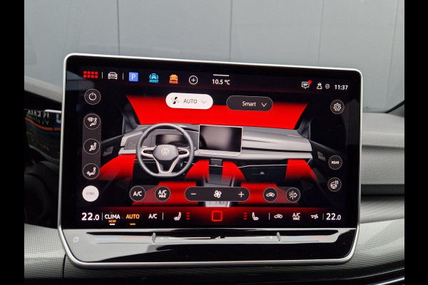 Volkswagen Golf 1.5 eHybrid 50 Edition /Panoramadak /IQ drive /IQ Light