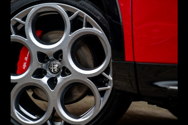 Alfa Romeo Tonale 1.3T PHEV 280pk Edizione Speciale | Panoramadak | Harman/Kardon | Adapt. cruise | Stoelventilatie