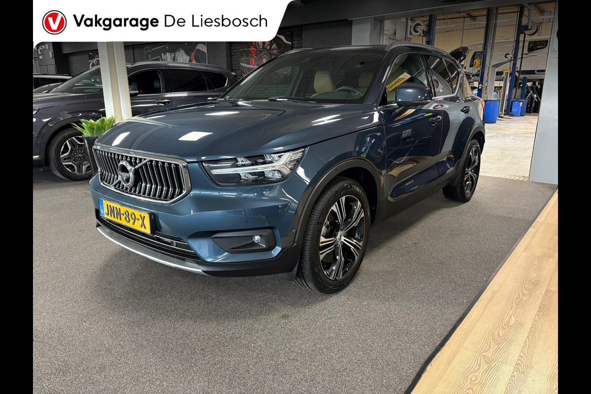 Volvo XC40 1.5 T4 Recharge Inscription / panoramadak /360 camera / leder / Harman-Kardon / trekhaak