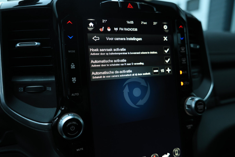 Dodge Ram 1500 5.7 V8 4x4 Crew Cab Laramie LUCHTVERING LEDBAR CARPLAY DIAMONDBACK '22