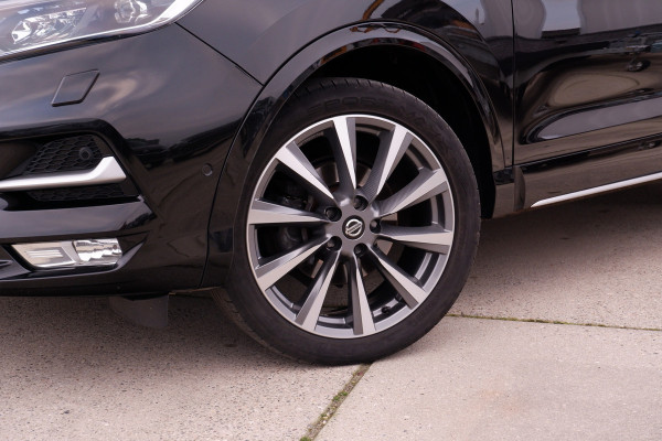 Nissan QASHQAI 1.3 DIG-T Tekna | Pano-Dak | Trekhaak | Carplay | Bose | Navi | Camera | Climate