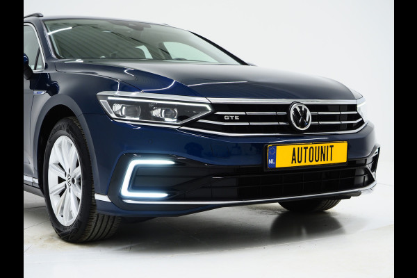 Volkswagen Passat Variant 1.4 TSI PHEV GTE | Leder | Trekhaak | Adaptive Cruise | Sfeerlicht | DAB | Climate | Matrix | Carplay