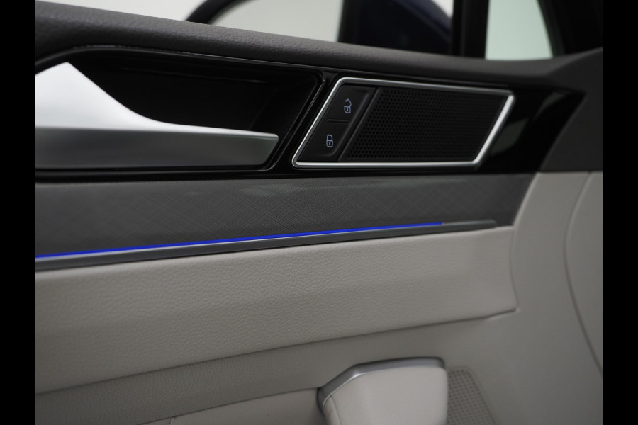 Volkswagen Passat Variant 1.4 TSI PHEV GTE | Leder | Trekhaak | Adaptive Cruise | Sfeerlicht | DAB | Climate | Matrix | Carplay