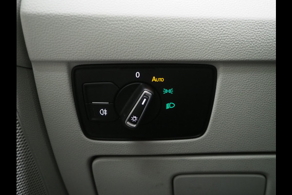 Volkswagen Passat Variant 1.4 TSI PHEV GTE | Leder | Trekhaak | Adaptive Cruise | Sfeerlicht | DAB | Climate | Matrix | Carplay