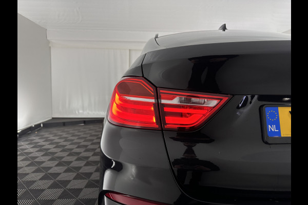 BMW X4 xDrive20d M-Sportpack High Executive Black-Edition Aut. *PANO | LEATHER | BI-XENON | ADAPTIVE-CRUISE | KEYLESS | HEATED-SPORTSEATS | NAVI-FULLMAP | CAMERA | ECC | HEAD-UP | PDC | SHIFTPADDLES | TOWBAR | PRIVACYGLASS | 20''ALU *