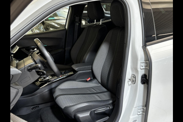 Peugeot e-2008 EV Allure Pack 50 kWh Allseason | Navigatie | Achteruitrijcamera |