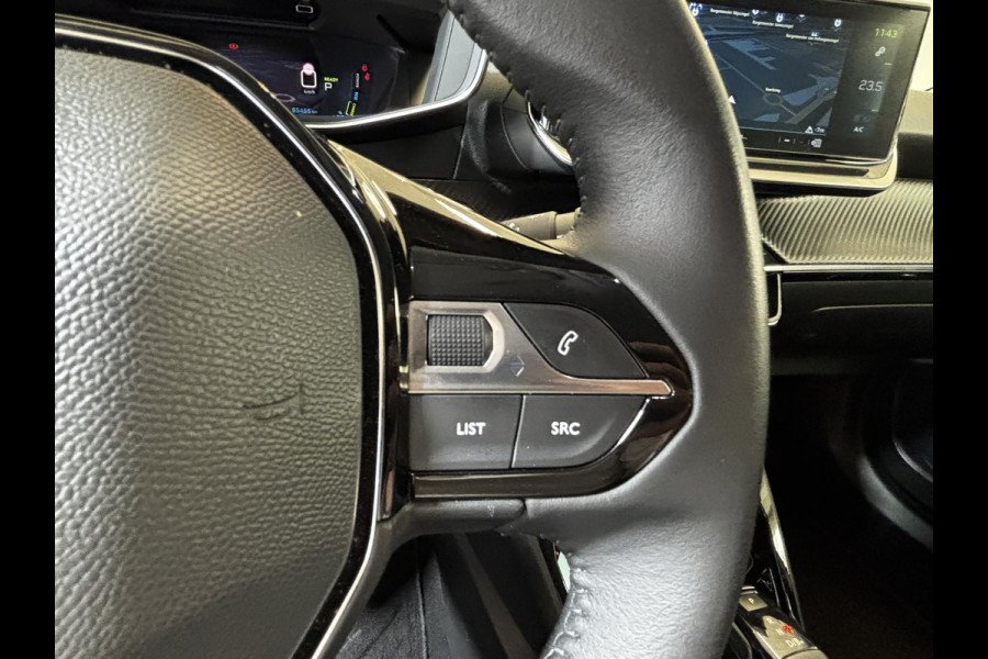 Peugeot e-2008 EV Allure Pack 50 kWh Allseason | Navigatie | Achteruitrijcamera |