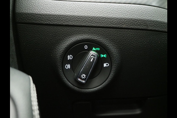 Škoda Superb Combi 1.4 TSI iV Sportline | Panoramadak | Trekhaak | Sportstoelen | Canton | Keyless | Adaptive Cruise | Carplay