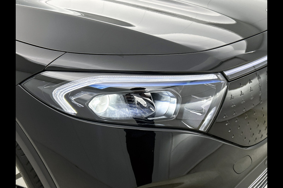 Mercedes-Benz EQB 250+ Business Solution Luxury 71 kWh | Panoramaschuifdak | Smartphone integratie | Extra USB-poorten | Stoelverwarming | Sfeerverlichting | Easypack achterklep | Dodehoekassistent |