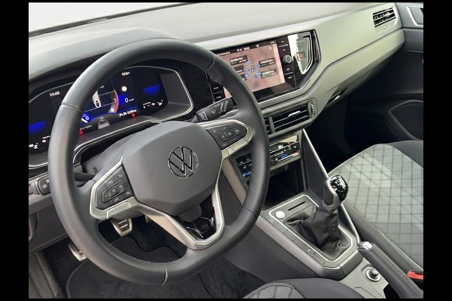 Volkswagen Polo 1.0 TSI R-Line 95PK | Navigatie | Camera | Stoelverwarming | Verlengde garantie