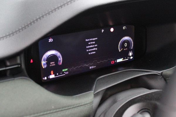 Jeep Compass 1.5T 145PK e-Hybrid NORTH STAR | SCHUIF/KANTEL DAK | UNIEKE KLEUR! "TECHNO GREEN" | WINTERPACK: STOEL/STUUR/PARKEERNSENSOREN/RUITENSPROEIER VERWARMBAAR | SAFETY PACK: 360° CAMERA/DODEHOEK BEWAKING/BUITENSPIEGELS MET INSTAPVERLICHTING | 10,1" TOUCHSCREEN MET NAVIGATIE/ADAPTIVE CRUISE CONTROL INCL LANE CENTERING ASSIST/VERKEERSBORDEN INFORMATIE/DRAADLOZE TELEFOONLADER/HANDSFREE ELEKTRISCH BEDIENBARE ACHTERKLEP | PREMIUM AUDIO SYSTEEM MET 9 SPEAKERS & SUBWOOVER "ALPINE" | KEYLESS ENTRY | DRAADLOZE APPLE CARPLAY/ANDROID AUTO | 18" LICHTMETALEN VELGEN | TWO TONE ZWART DAK |