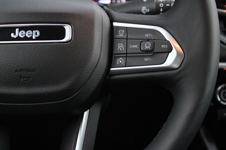 Jeep Compass 1.5T 145PK e-Hybrid NORTH STAR | SCHUIF/KANTEL DAK | UNIEKE KLEUR! "TECHNO GREEN" | WINTERPACK: STOEL/STUUR/PARKEERNSENSOREN/RUITENSPROEIER VERWARMBAAR | SAFETY PACK: 360° CAMERA/DODEHOEK BEWAKING/BUITENSPIEGELS MET INSTAPVERLICHTING | 10,1" TOUCHSCREEN MET NAVIGATIE/ADAPTIVE CRUISE CONTROL INCL LANE CENTERING ASSIST/VERKEERSBORDEN INFORMATIE/DRAADLOZE TELEFOONLADER/HANDSFREE ELEKTRISCH BEDIENBARE ACHTERKLEP | PREMIUM AUDIO SYSTEEM MET 9 SPEAKERS & SUBWOOVER "ALPINE" | KEYLESS ENTRY | DRAADLOZE APPLE CARPLAY/ANDROID AUTO | 18" LICHTMETALEN VELGEN | TWO TONE ZWART DAK |