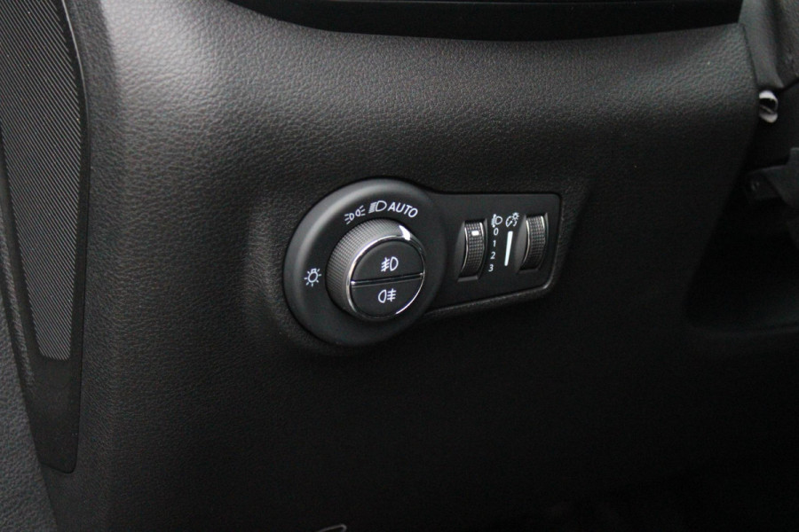 Jeep Compass 1.5T 145PK e-Hybrid NORTH STAR | SCHUIF/KANTEL DAK | UNIEKE KLEUR! "TECHNO GREEN" | WINTERPACK: STOEL/STUUR/PARKEERNSENSOREN/RUITENSPROEIER VERWARMBAAR | SAFETY PACK: 360° CAMERA/DODEHOEK BEWAKING/BUITENSPIEGELS MET INSTAPVERLICHTING | 10,1" TOUCHSCREEN MET NAVIGATIE/ADAPTIVE CRUISE CONTROL INCL LANE CENTERING ASSIST/VERKEERSBORDEN INFORMATIE/DRAADLOZE TELEFOONLADER/HANDSFREE ELEKTRISCH BEDIENBARE ACHTERKLEP | PREMIUM AUDIO SYSTEEM MET 9 SPEAKERS & SUBWOOVER "ALPINE" | KEYLESS ENTRY | DRAADLOZE APPLE CARPLAY/ANDROID AUTO | 18" LICHTMETALEN VELGEN | TWO TONE ZWART DAK |