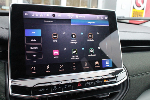 Jeep Compass 1.5T 145PK e-Hybrid NORTH STAR | SCHUIF/KANTEL DAK | UNIEKE KLEUR! "TECHNO GREEN" | WINTERPACK: STOEL/STUUR/PARKEERNSENSOREN/RUITENSPROEIER VERWARMBAAR | SAFETY PACK: 360° CAMERA/DODEHOEK BEWAKING/BUITENSPIEGELS MET INSTAPVERLICHTING | 10,1" TOUCHSCREEN MET NAVIGATIE/ADAPTIVE CRUISE CONTROL INCL LANE CENTERING ASSIST/VERKEERSBORDEN INFORMATIE/DRAADLOZE TELEFOONLADER/HANDSFREE ELEKTRISCH BEDIENBARE ACHTERKLEP | PREMIUM AUDIO SYSTEEM MET 9 SPEAKERS & SUBWOOVER "ALPINE" | KEYLESS ENTRY | DRAADLOZE APPLE CARPLAY/ANDROID AUTO | 18" LICHTMETALEN VELGEN | TWO TONE ZWART DAK |