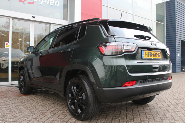Jeep Compass 1.5T 145PK e-Hybrid NORTH STAR | SCHUIF/KANTEL DAK | UNIEKE KLEUR! "TECHNO GREEN" | WINTERPACK: STOEL/STUUR/PARKEERNSENSOREN/RUITENSPROEIER VERWARMBAAR | SAFETY PACK: 360° CAMERA/DODEHOEK BEWAKING/BUITENSPIEGELS MET INSTAPVERLICHTING | 10,1" TOUCHSCREEN MET NAVIGATIE/ADAPTIVE CRUISE CONTROL INCL LANE CENTERING ASSIST/VERKEERSBORDEN INFORMATIE/DRAADLOZE TELEFOONLADER/HANDSFREE ELEKTRISCH BEDIENBARE ACHTERKLEP | PREMIUM AUDIO SYSTEEM MET 9 SPEAKERS & SUBWOOVER "ALPINE" | KEYLESS ENTRY | DRAADLOZE APPLE CARPLAY/ANDROID AUTO | 18" LICHTMETALEN VELGEN | TWO TONE ZWART DAK |