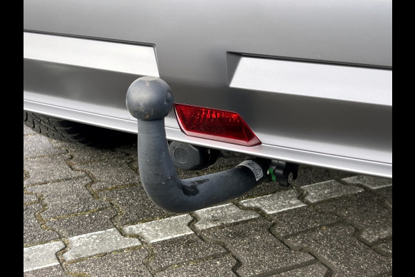 Hyundai Kona 1.6 GDI HEV Premium | Trekhaak | 360 Camera | Leder | LED | Dodehoek