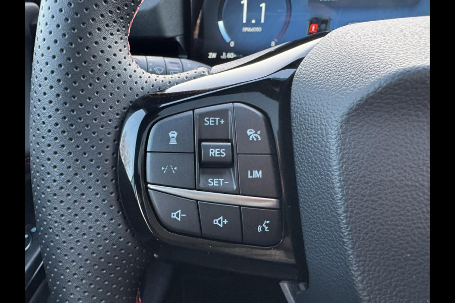 Ford Puma 1.0 EcoBoost Hybrid ST-Line X 125pk Automaat | Adaptieve Cruise | | Panorama dak | 360 graden Camera's | Winterpack | Full LED