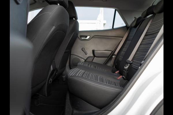Kia Stonic 1.0 T-GDi MHEV DynamicLine Airco | Achteruitrijcamera | Navigatie via Apple/android auto |