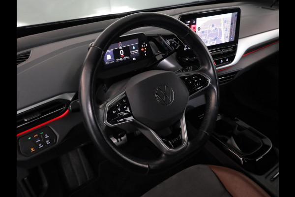 Volkswagen ID.4 First 77 kWh 204 pk | Navigatie | Warmtepomp | Trekhaak (wegklapbaar) | Parkeersensoren | Achteruitrijcamera | Stoelverwarming |SOH 88%