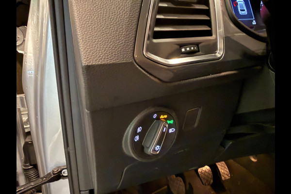 Seat Ateca 1.0 TSI Style Business Intense NAVI/CAM/PDC/CRUISE/LED/DAB/CARPLAY///