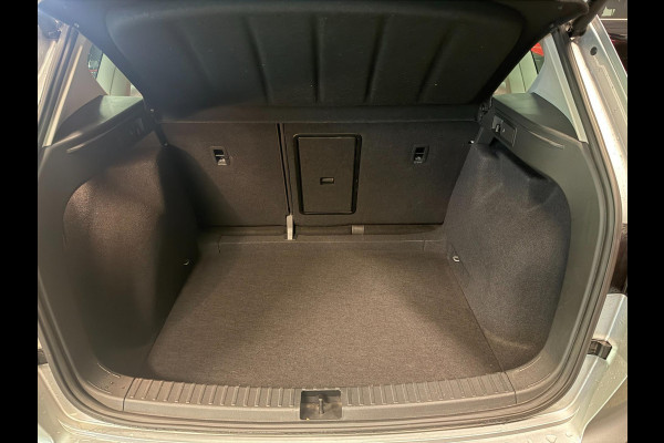 Seat Ateca 1.0 TSI Style Business Intense NAVI/CAM/PDC/CRUISE/LED/DAB/CARPLAY///