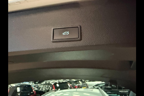 Seat Ateca 1.0 TSI Style Business Intense NAVI/CAM/PDC/CRUISE/LED/DAB/CARPLAY///