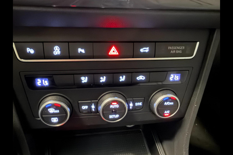 Seat Ateca 1.0 TSI Style Business Intense NAVI/CAM/PDC/CRUISE/LED/DAB/CARPLAY///