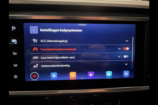 Seat Ateca 1.0 TSI Style Business Intense NAVI/CAM/PDC/CRUISE/LED/DAB/CARPLAY///