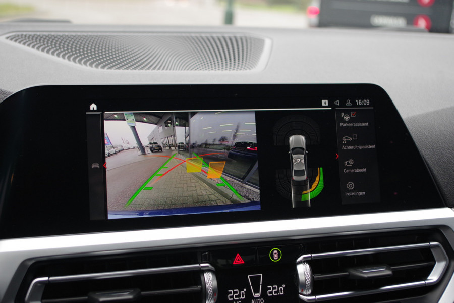 BMW 3-serie 330e 293 PK High Executive M-Sport PHEV, Adap. Cruise Control, Head-Up, Camera, Carplay,