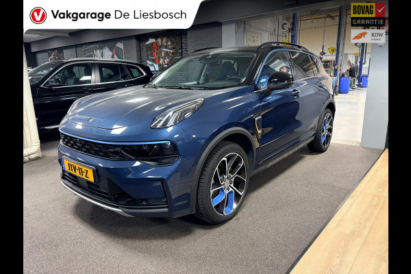 Lynk & Co 01 1.5 / panorama-dak / 360 camera / Infinity audio / navigatie