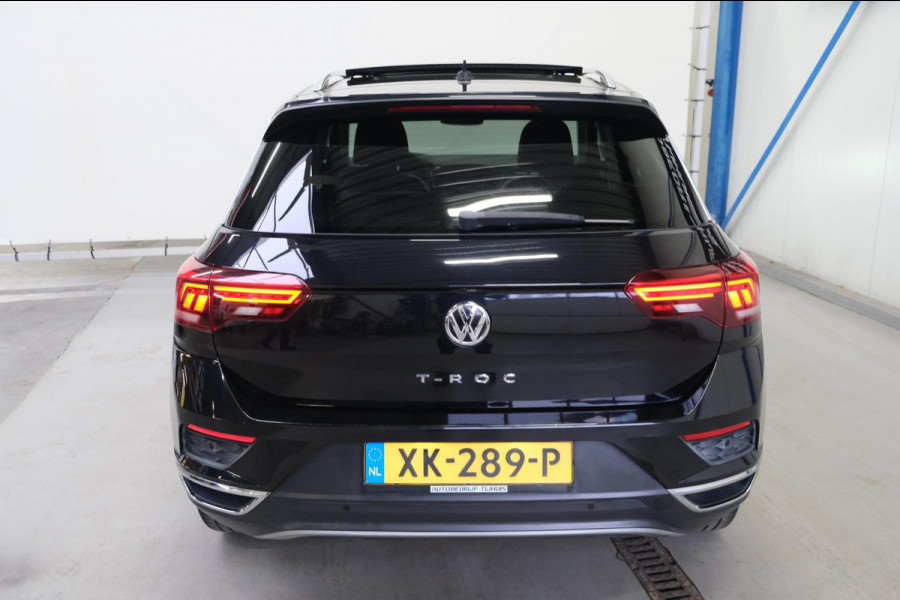 Volkswagen T-Roc 1.0 TSI Sport - N.A.P. Airco, Cruise, Navi, PDC.