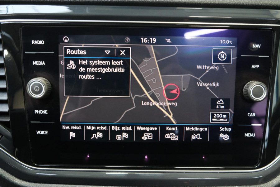 Volkswagen T-Roc 1.0 TSI Sport - N.A.P. Airco, Cruise, Navi, PDC.