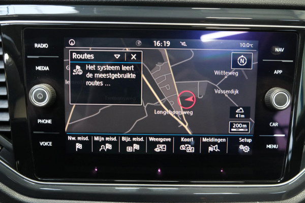 Volkswagen T-Roc 1.0 TSI Sport - N.A.P. Airco, Cruise, Navi, PDC.