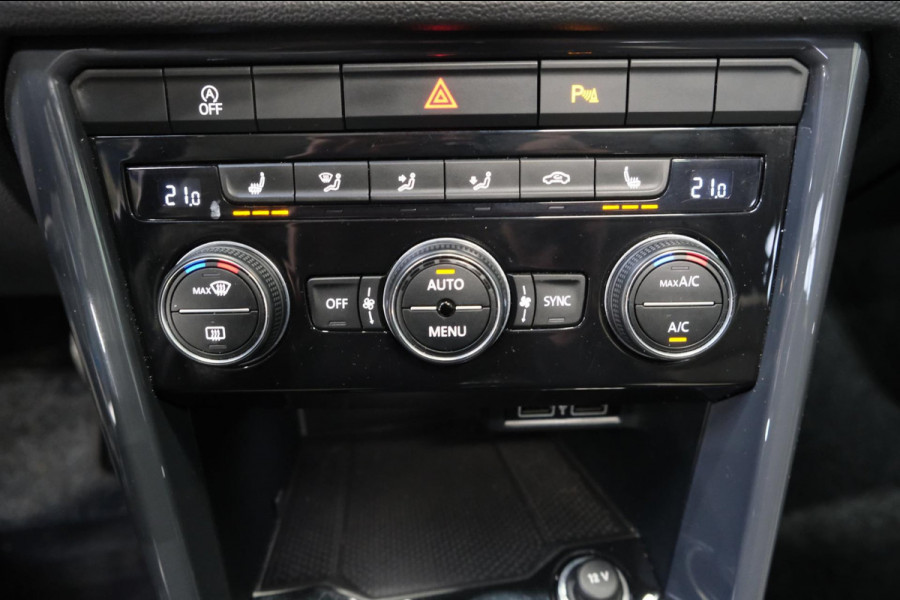 Volkswagen T-Roc 1.0 TSI Sport - N.A.P. Airco, Cruise, Navi, PDC.