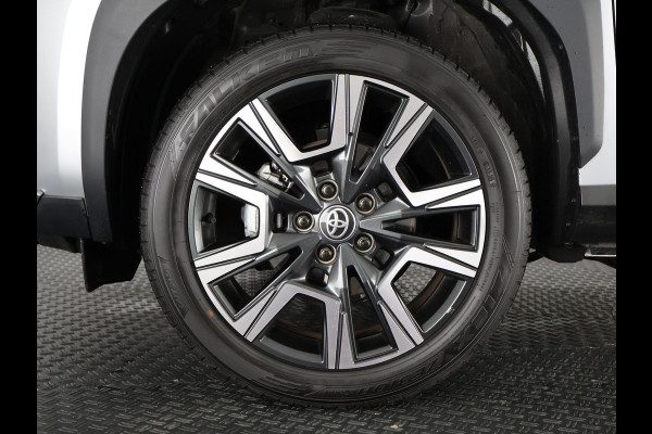 Toyota Yaris Cross 1.5 HYBRID 130 EXECUTIVE GARANTIE 9-2035 LEDER.STUUR/STOELVERW.DODE HOEK SENSOR. PDC V+A.ELEKTR.KOFFERBAK