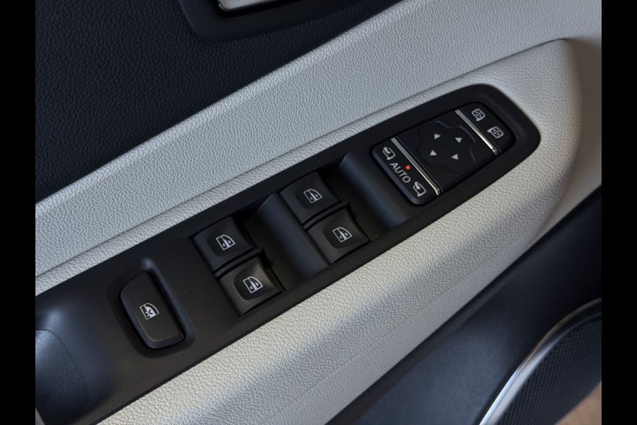 Renault Captur 0.9 TCe Intens | Navi | Clima | Led | 17" | PDC | Bluetooth | Cruise control | 100% onderhouden! Top Staat!