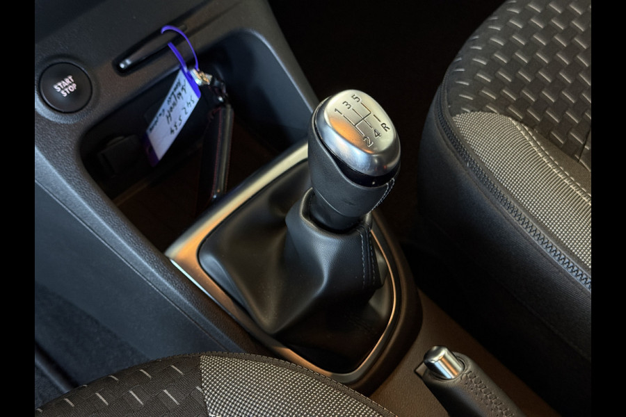 Renault Captur 0.9 TCe Intens | Navi | Clima | Led | 17" | PDC | Bluetooth | Cruise control | 100% onderhouden! Top Staat!