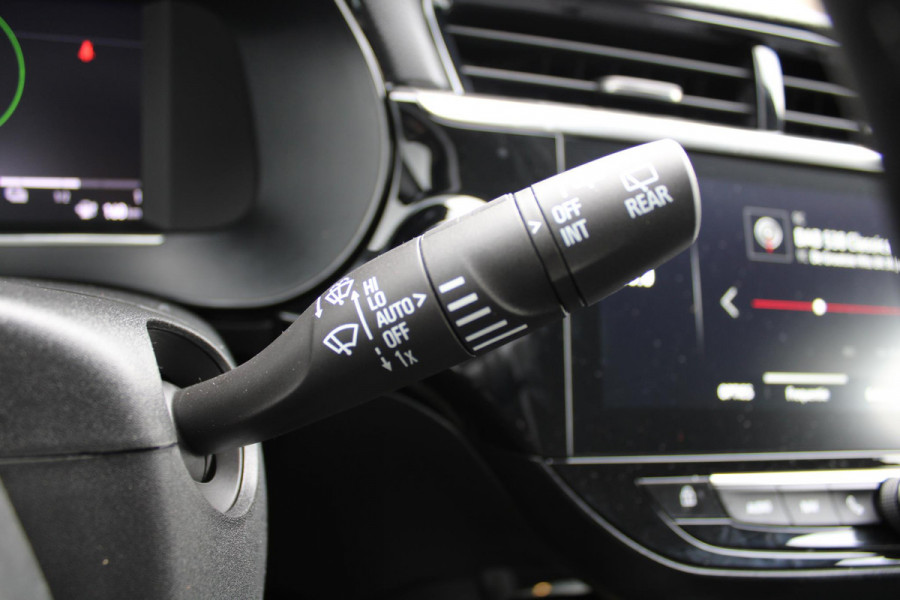 Opel CORSA-E Level 3 50 kWh | NAVIGATIE | CARPLAY | ACHTERUITRIJCAMERA |